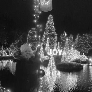 Meet your Posher, Joy